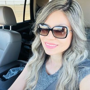 Meet your Posher, Yesenia